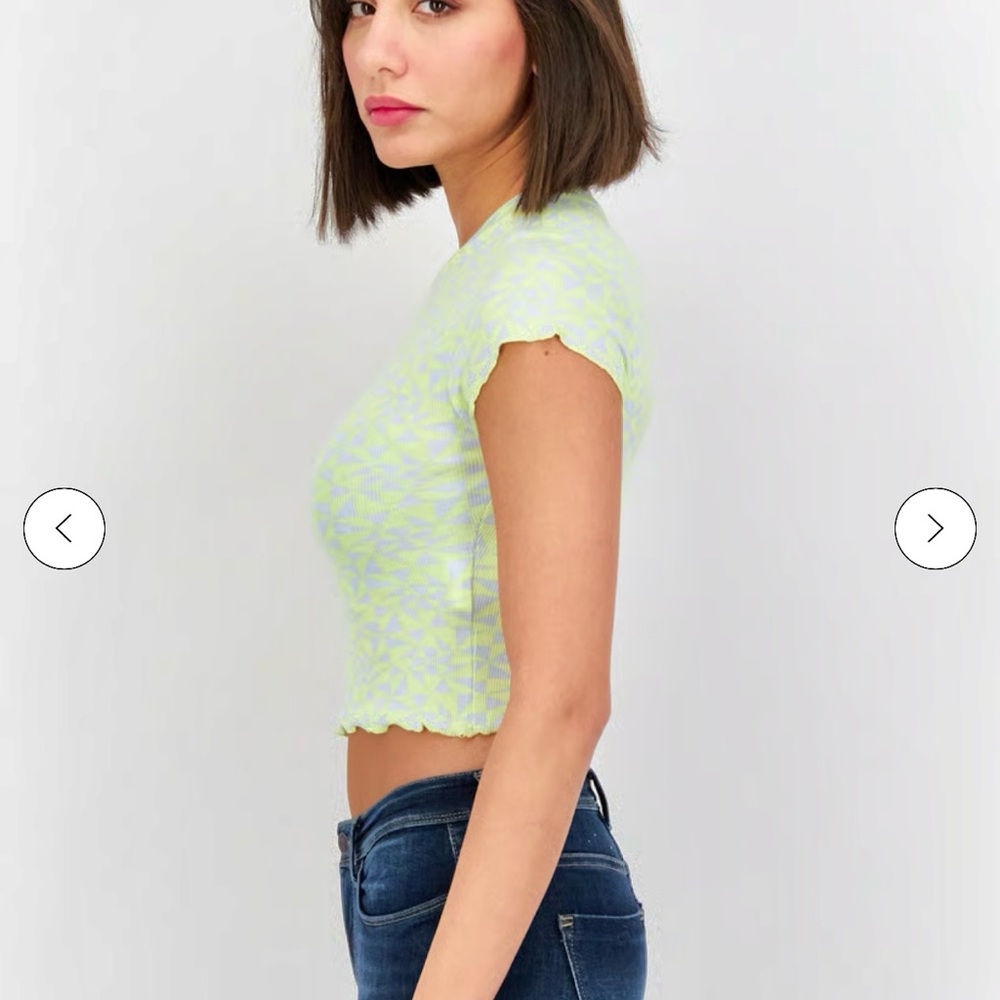 RVCA • Ribbed Geometric Crop Top - Picture 5 of 6